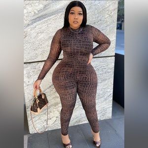 FashionNova Brown Printed Jumpsuit - Size XL